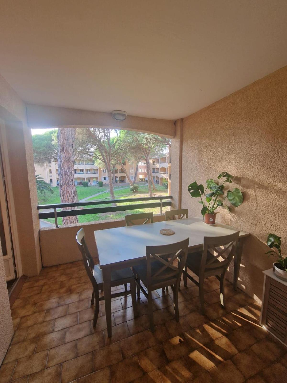 Charmant 2 Pieces Au Coeur Des Golfs De Saint Raphael Saint-Raphael (Var) Exterior foto